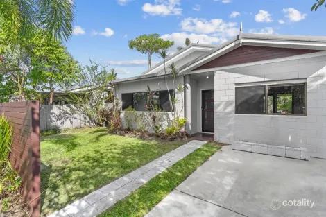 13 Ferngully St, White Rock, QLD 4868