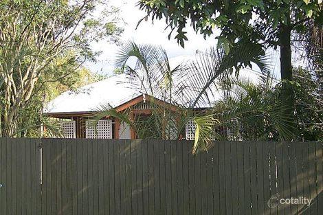 Property photo of 47 Longfellow Street Norman Park QLD 4170