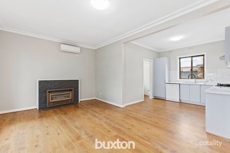 Property photo of 1/4 Settlement Road Belmont VIC 3216