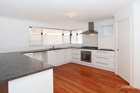 Property photo of 12 Kelston Way Australind WA 6233