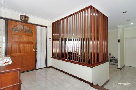 Property photo of 4 Gallant Court Thornlie WA 6108