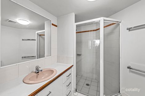 Property photo of 11/135 Macquarie Street Teneriffe QLD 4005