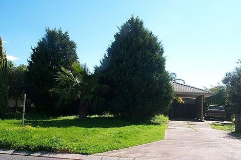 5 Sandgate Way, Marangaroo, WA 6064