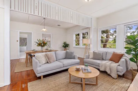 Property photo of 19 Farmer Street Kiama NSW 2533