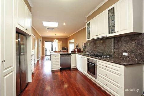 Property photo of 76 Pascoe Avenue Kilsyth VIC 3137