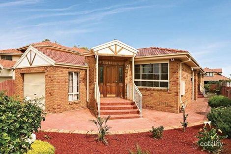 Property photo of 32 Dowding Close Fawkner VIC 3060