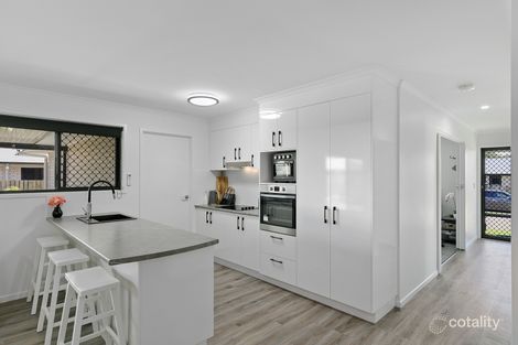 Property photo of 8 Larissa Way Urangan QLD 4655