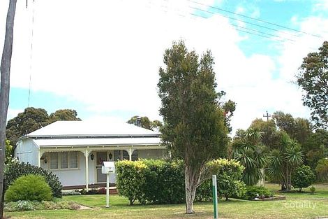 19 Lurline St, Orana, WA 6330