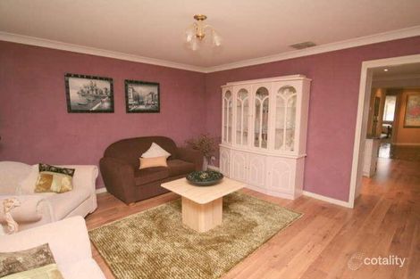 Property photo of 1 Donalbain Circuit Rosemeadow NSW 2560