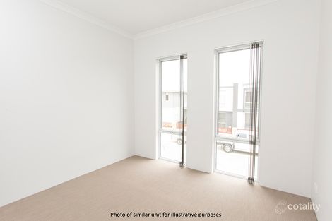 Property photo of 1/8 Quendamia Lane Mandurah WA 6210