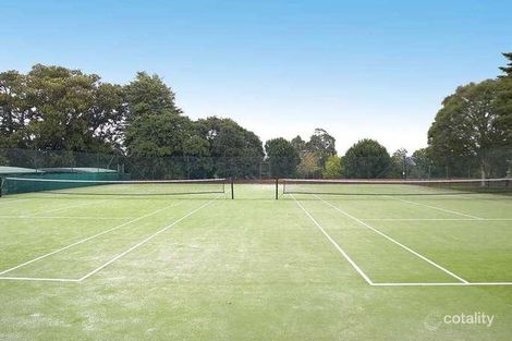 Property photo of 35 Wiltshire Drive Kew VIC 3101