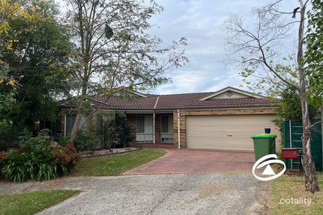 Property photo of 4 Hale Place Pakenham VIC 3810