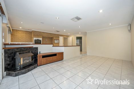 Property photo of 9 Drevon Place Marangaroo WA 6064