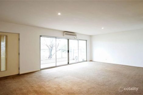 Property photo of 1/1 Saltriver Place Footscray VIC 3011