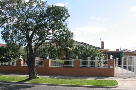 35 Orleans Rd, Avondale Heights, VIC 3034