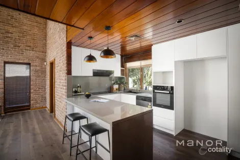Property photo of 24 Cambewarra Avenue Castle Hill NSW 2154