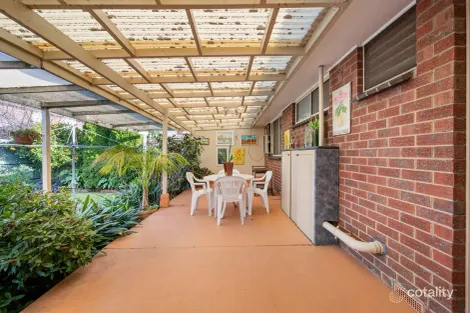 Property photo of 3 Hoctor Close Gladstone Park VIC 3043