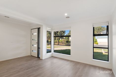 Property photo of 4 Quartz Place Golden Square VIC 3555