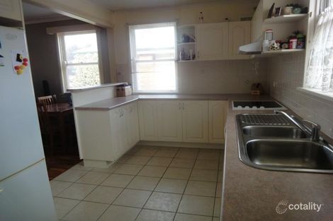 Property photo of 5 Prunus Avenue Orange NSW 2800