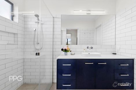 Property photo of 27 Launceston Street Ocean Grove VIC 3226