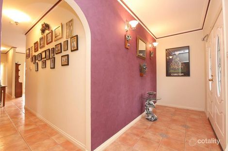 Property photo of 40 Chisholm Drive Caroline Springs VIC 3023