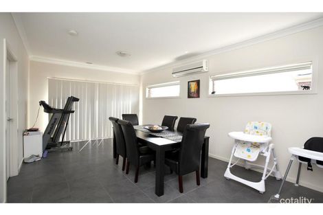 Property photo of 23 Hatchlands Drive Deer Park VIC 3023