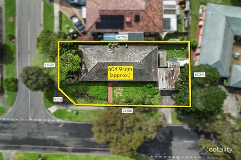 Property photo of 1 Coventry Crescent Mill Park VIC 3082