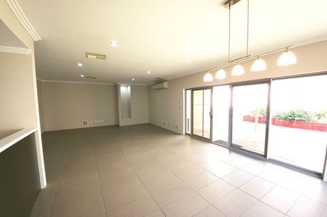 Property photo of 14 Rodondo Street Dalyellup WA 6230