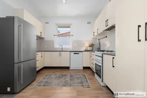 Property photo of 31 Keppel Street Bathurst NSW 2795