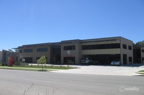 28-30 Newheath Dr, Arundel, QLD 4214