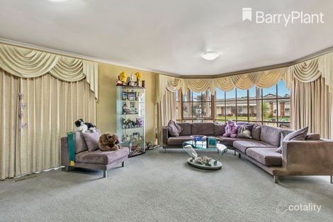 Property photo of 4 Fern Way Narre Warren South VIC 3805