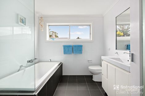 Property photo of 71 Attunga Avenue Kiama Heights NSW 2533