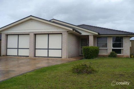 Property photo of 60 Freeman Circuit Ingleburn NSW 2565
