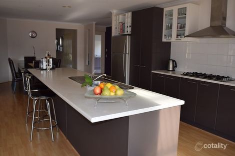 160 Keylana Dr, Keysborough, VIC 3173