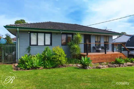 Property photo of 4 Ann Street Taree NSW 2430