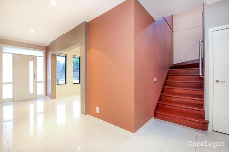 Property photo of 7 Windsor Gardens Caroline Springs VIC 3023