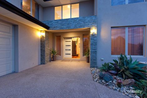Property photo of 4 Banks Court Sandhurst VIC 3977