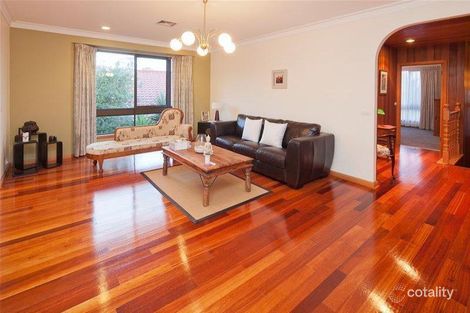 Property photo of 10 Cassin Court Dandenong North VIC 3175