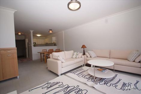 303/4 Wentworth Dr, Liberty Grove, NSW 2138