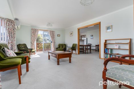 Property photo of 2/2 Liena Road Lindisfarne TAS 7015