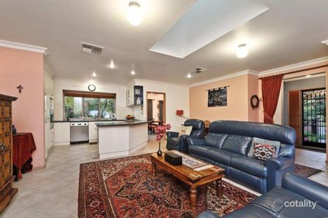Property photo of 1/88-90 Main Street Blackburn VIC 3130