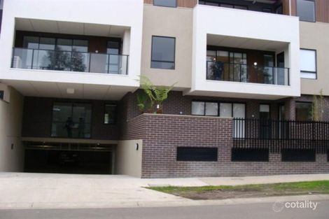Property photo of 10/2 Monckton Place Caroline Springs VIC 3023