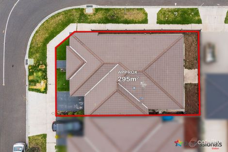 Property photo of 27 Inkerman Crescent Mickleham VIC 3064