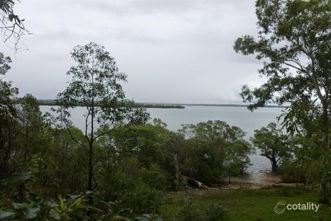 Property photo of 13 Coast Road Macleay Island QLD 4184