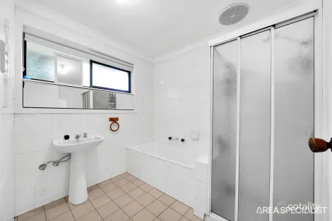 Property photo of 10 Arawata Parade Melton VIC 3337