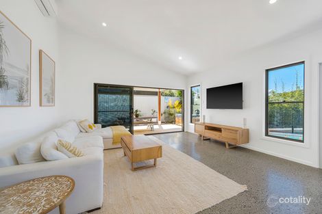 Property photo of 5 Borrowdale Avenue Dunbogan NSW 2443