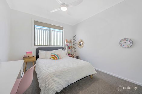 Property photo of 5 Borrowdale Avenue Dunbogan NSW 2443