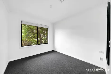 Property photo of 10 Arawata Parade Melton VIC 3337