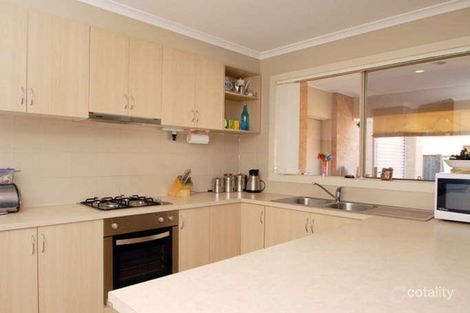 Property photo of 17 Bolton View Derrimut VIC 3026