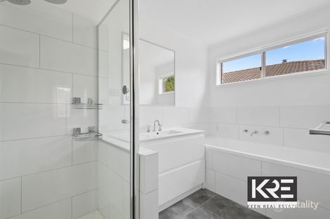 Property photo of 14 Cornell Place Hampton Park VIC 3976